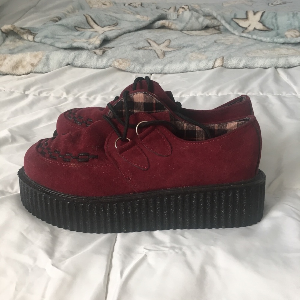 Red Velvet Platforms - Picture 2 of 3